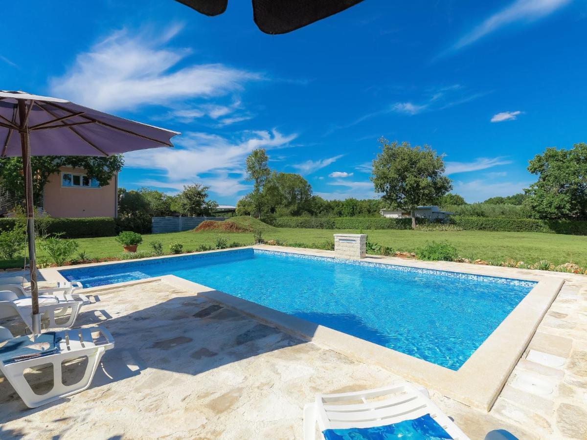 Holiday Home Ana Lucija - Rca508 By Interhome 普拉 外观 照片