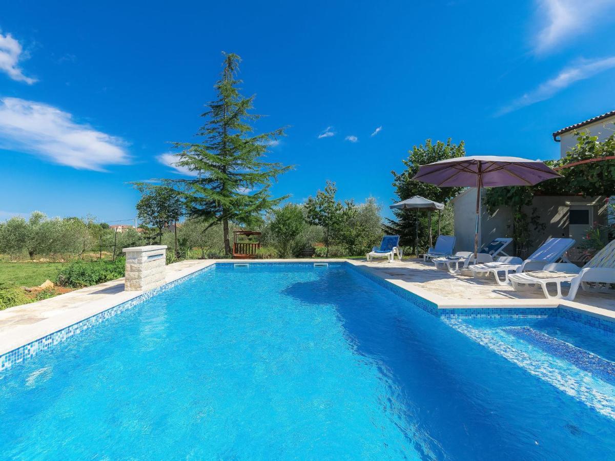 Holiday Home Ana Lucija - Rca508 By Interhome 普拉 外观 照片