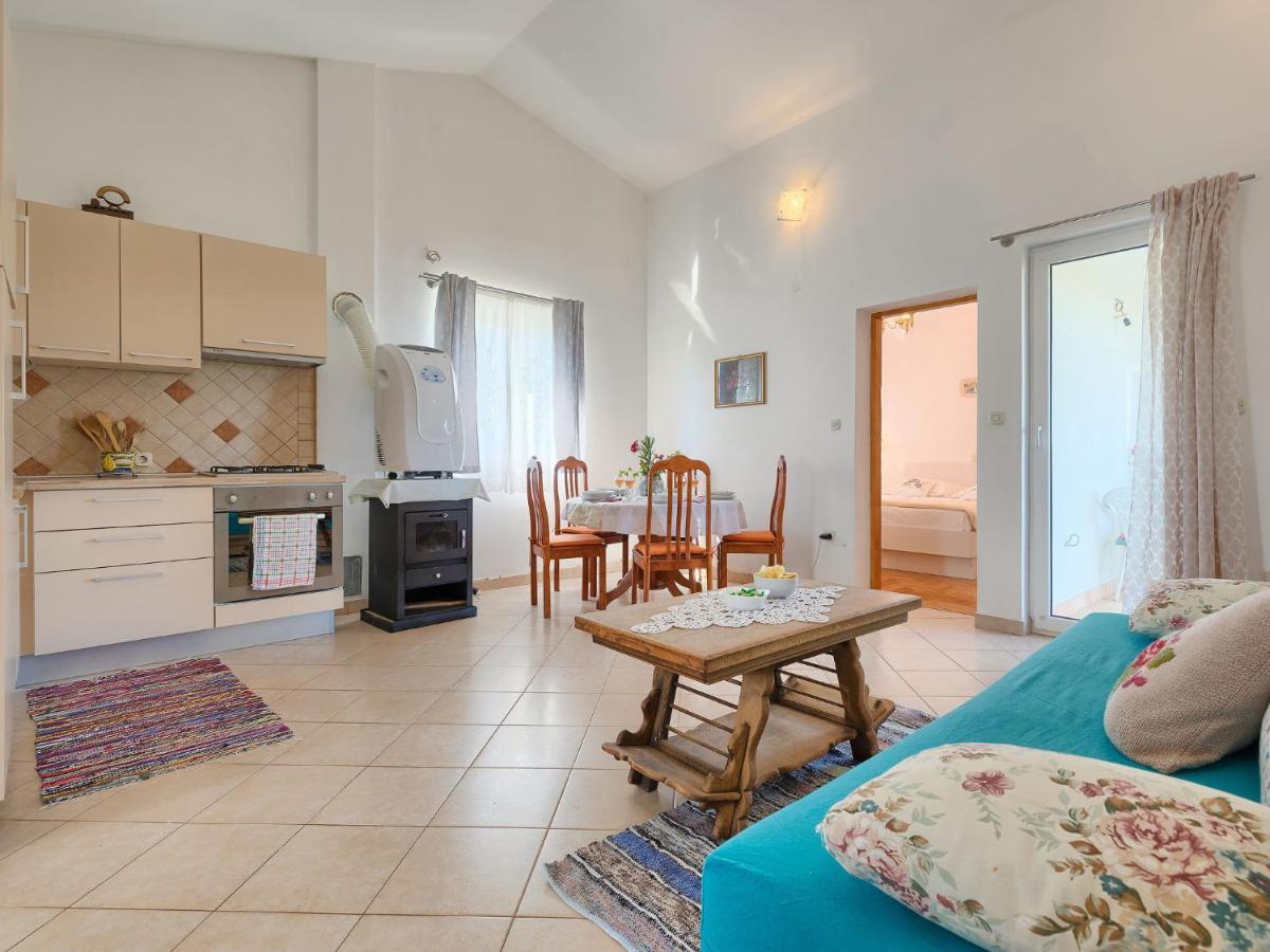 Holiday Home Ana Lucija - Rca508 By Interhome 普拉 外观 照片