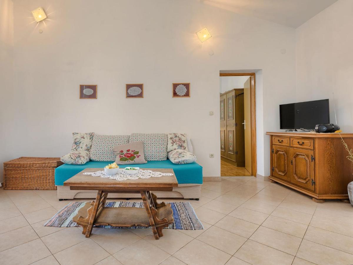 Holiday Home Ana Lucija - Rca508 By Interhome 普拉 外观 照片