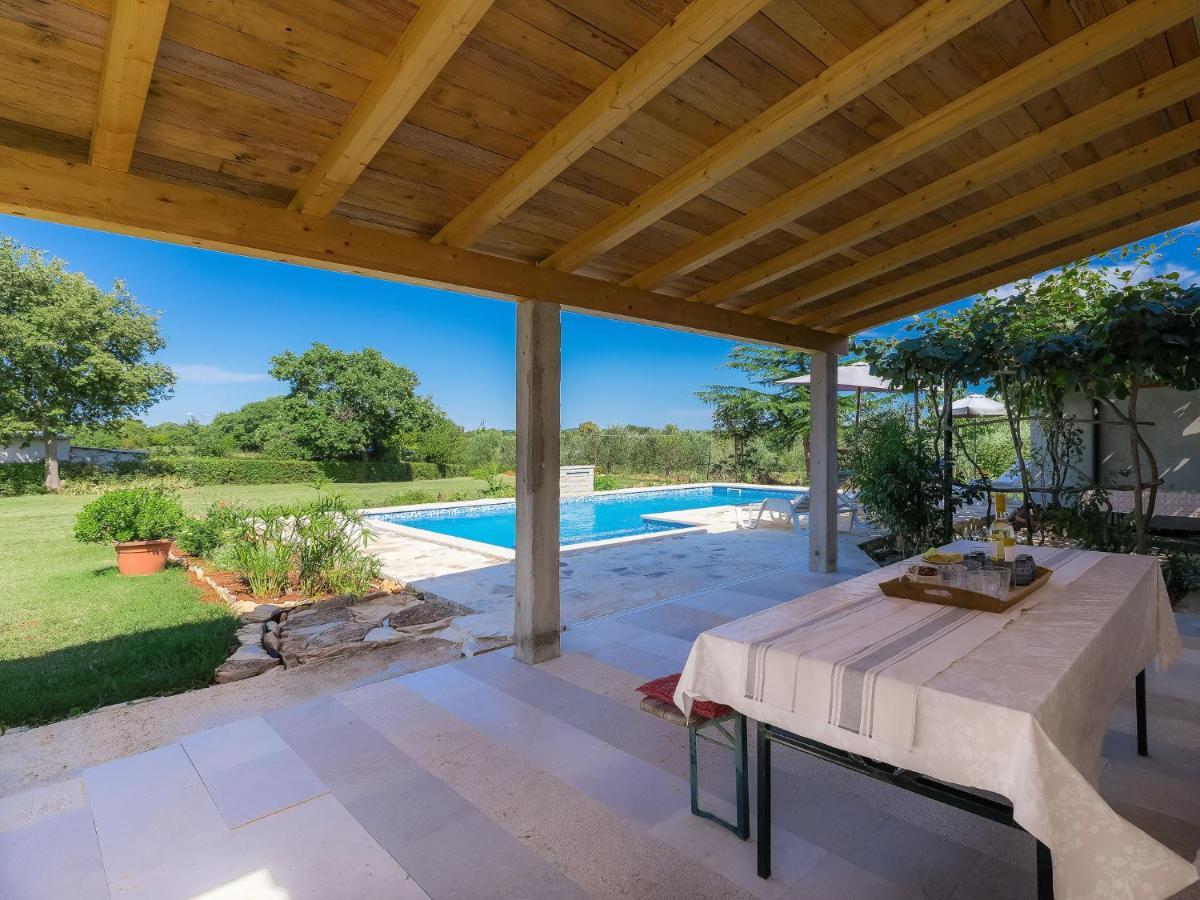 Holiday Home Ana Lucija - Rca508 By Interhome 普拉 外观 照片