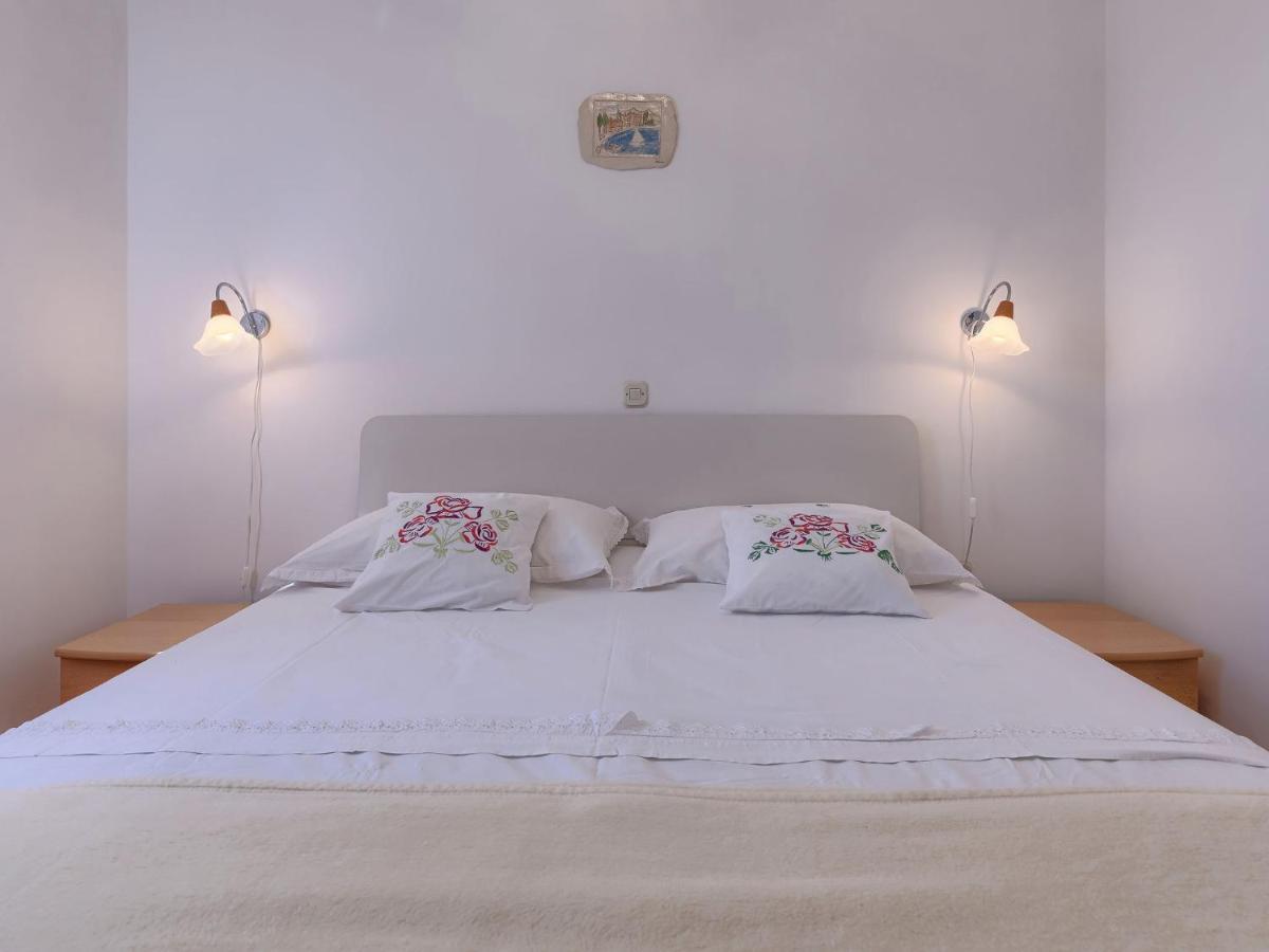 Holiday Home Ana Lucija - Rca508 By Interhome 普拉 外观 照片