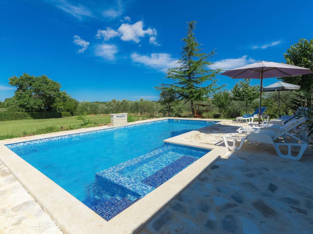 Holiday Home Ana Lucija - Rca508 By Interhome 普拉 外观 照片