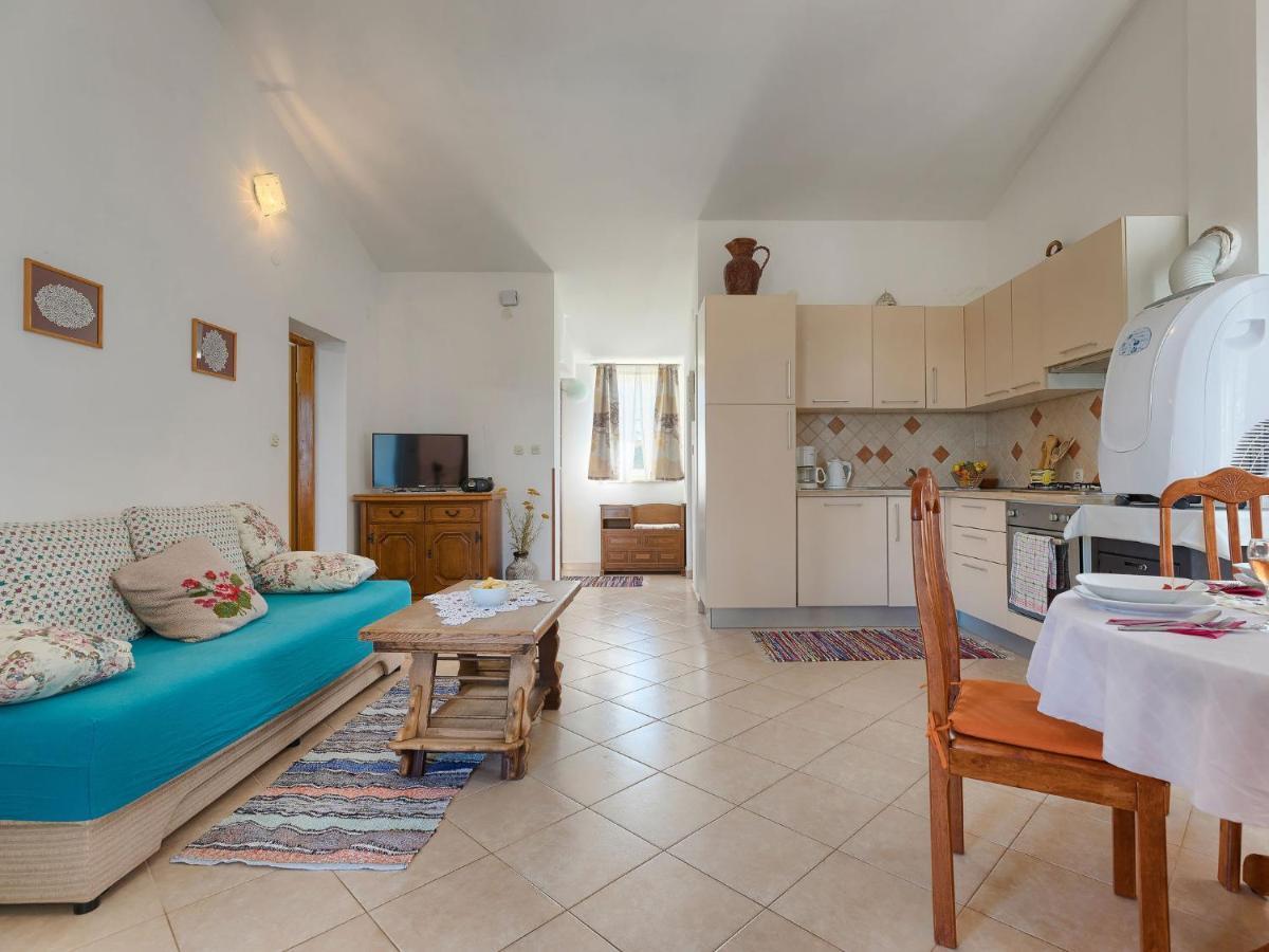 Holiday Home Ana Lucija - Rca508 By Interhome 普拉 外观 照片